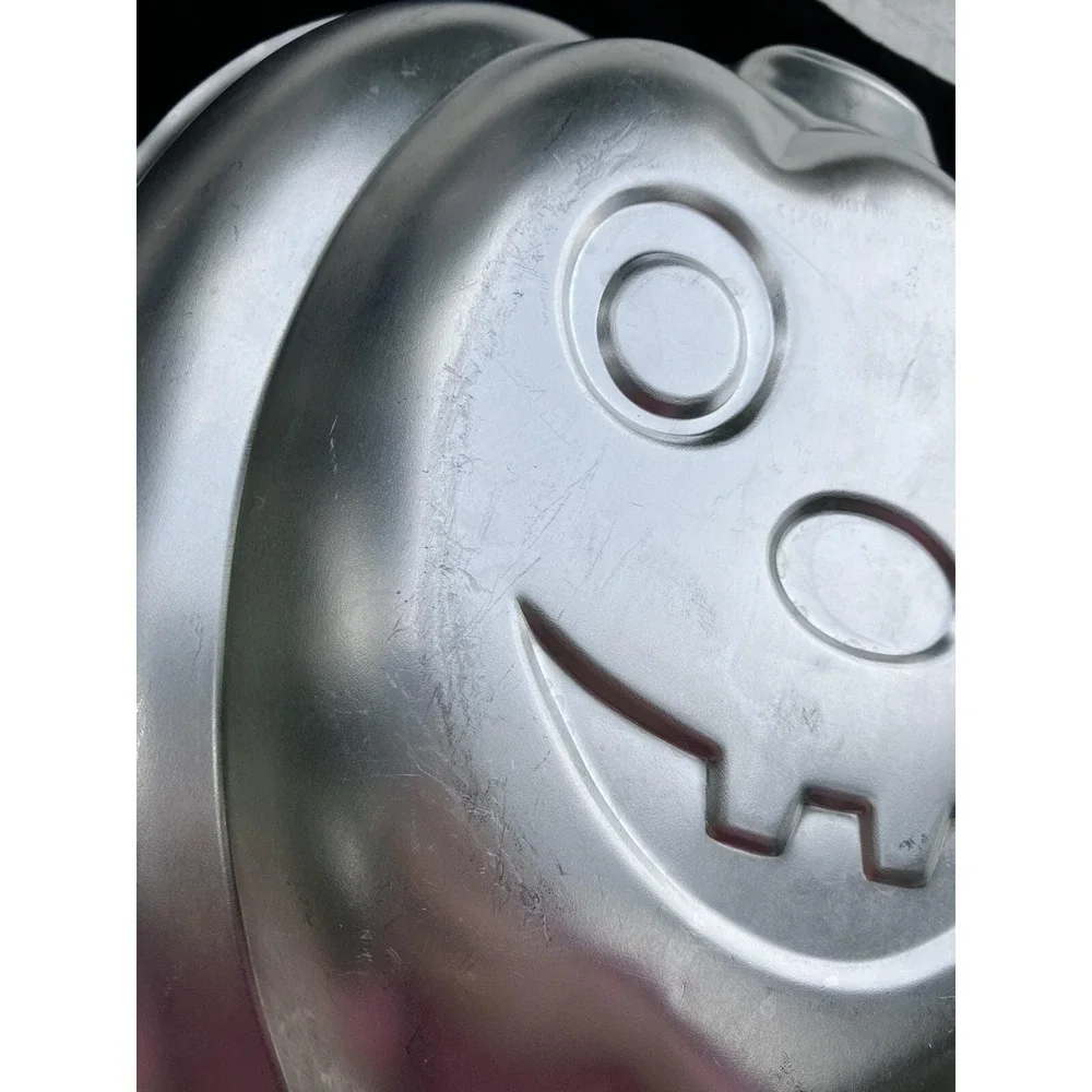Vintage Wilton 1987 Pumpkin Jack-O-Lantern Aluminum Cake Pan 502-9414 Halloween